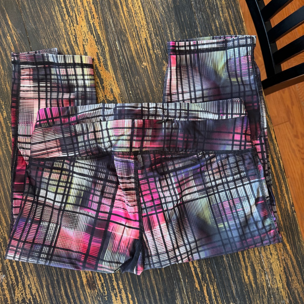 Saucony Workout Capri Pants - Women's Size Medium